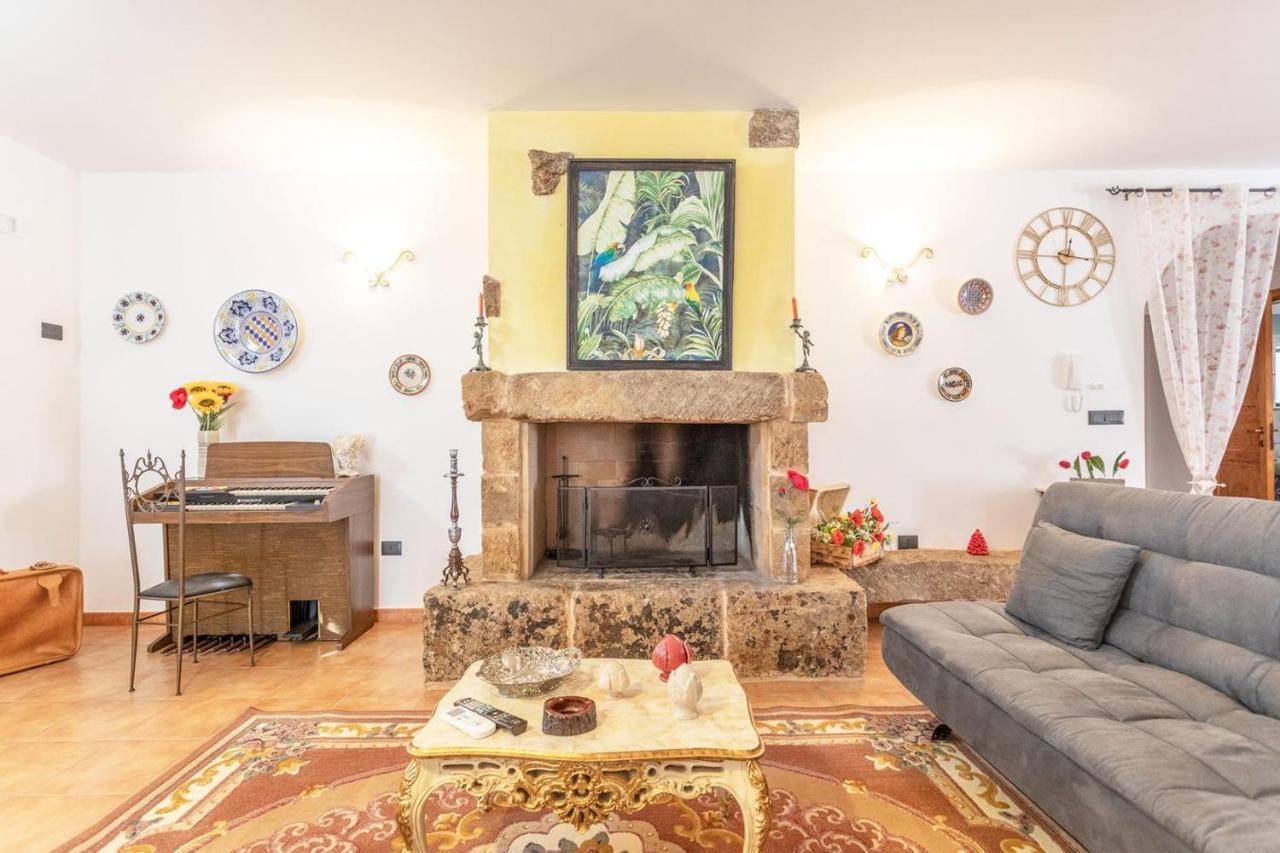Villa Stracca Con Ampio Spazio Esterno Capilungo 외부 사진