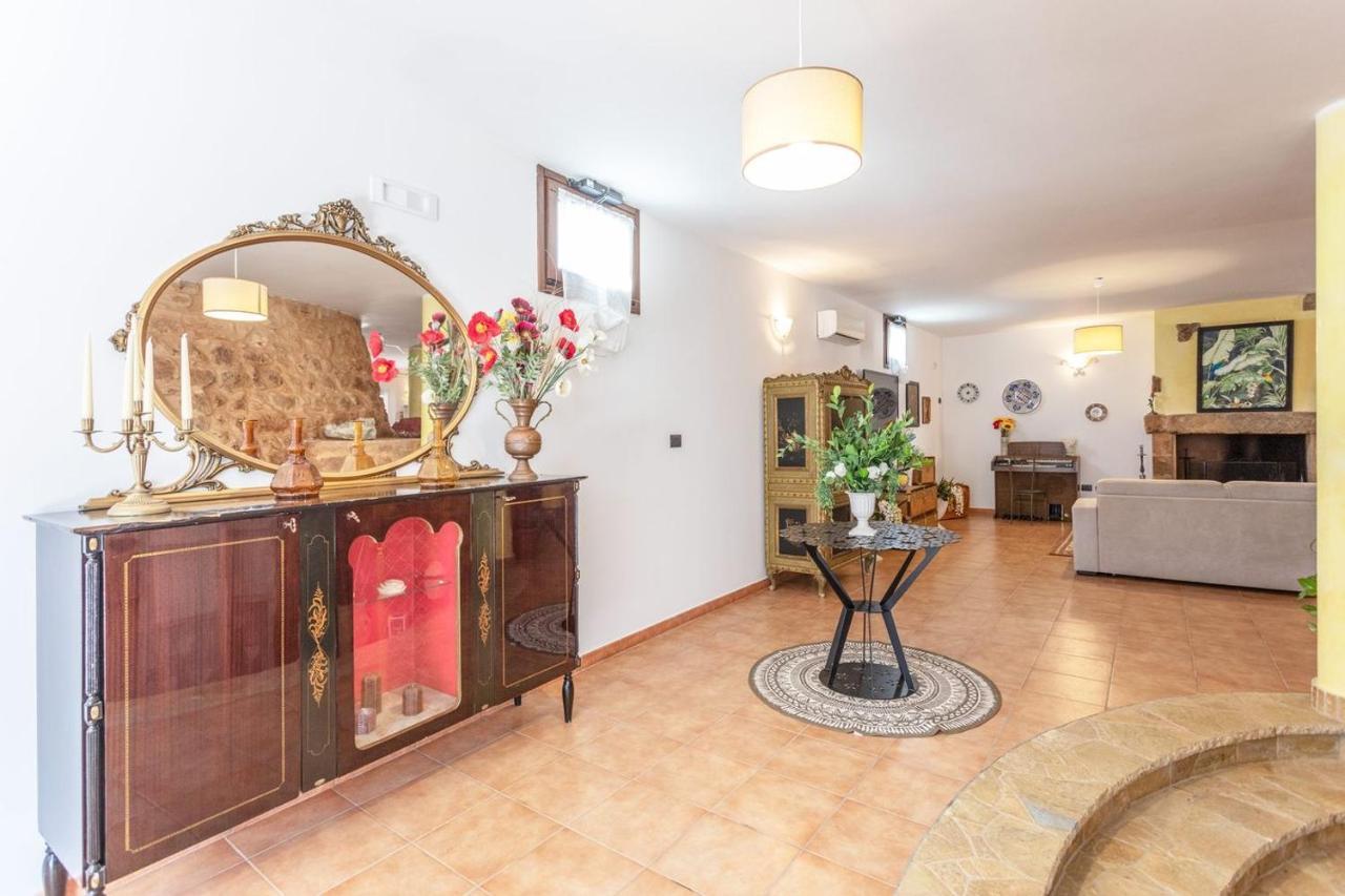 Villa Stracca Con Ampio Spazio Esterno Capilungo 외부 사진